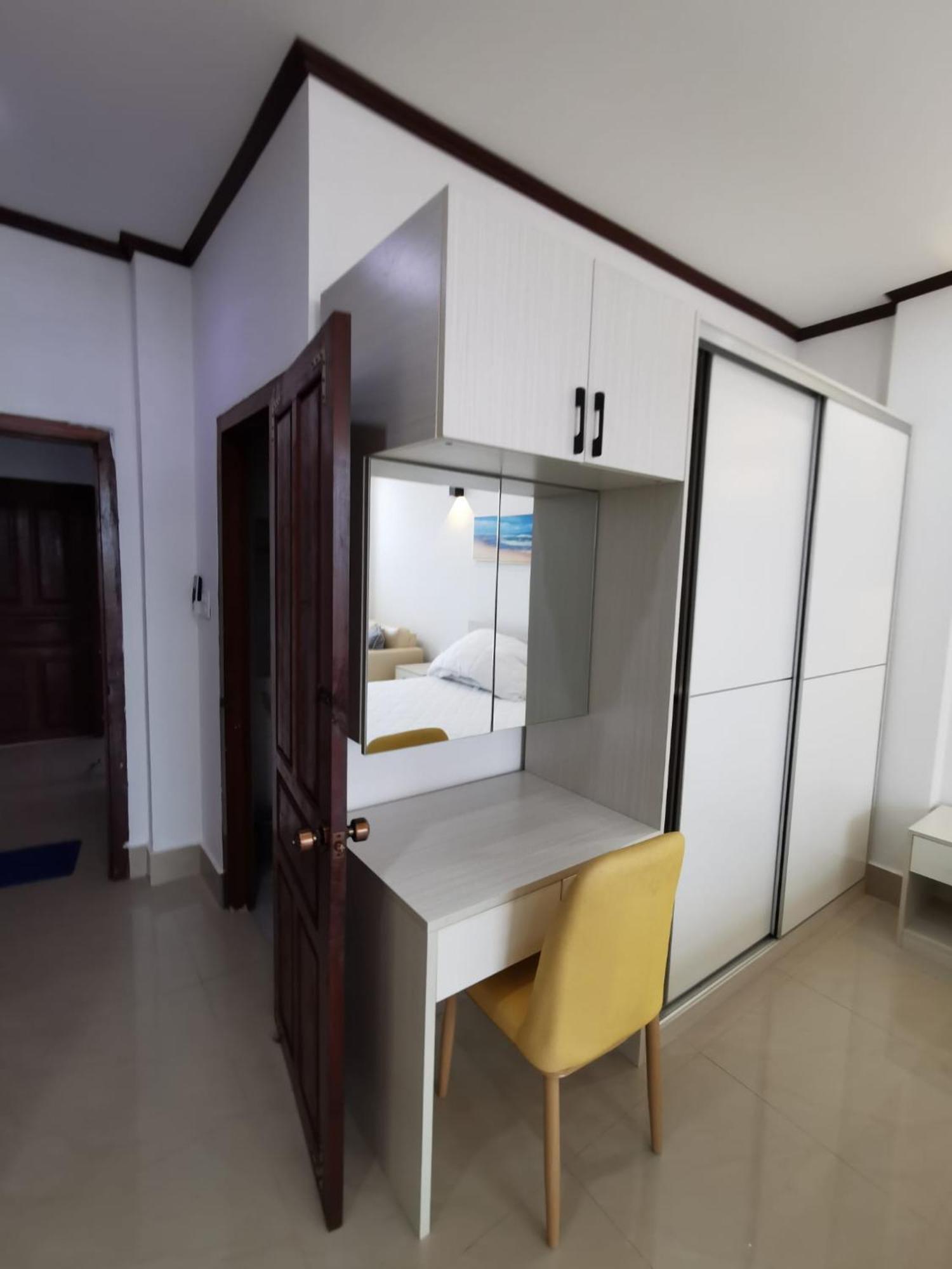 Artist Golden Loft Paris - Vientiane Homestay Duplex Triplex Zewnętrze zdjęcie