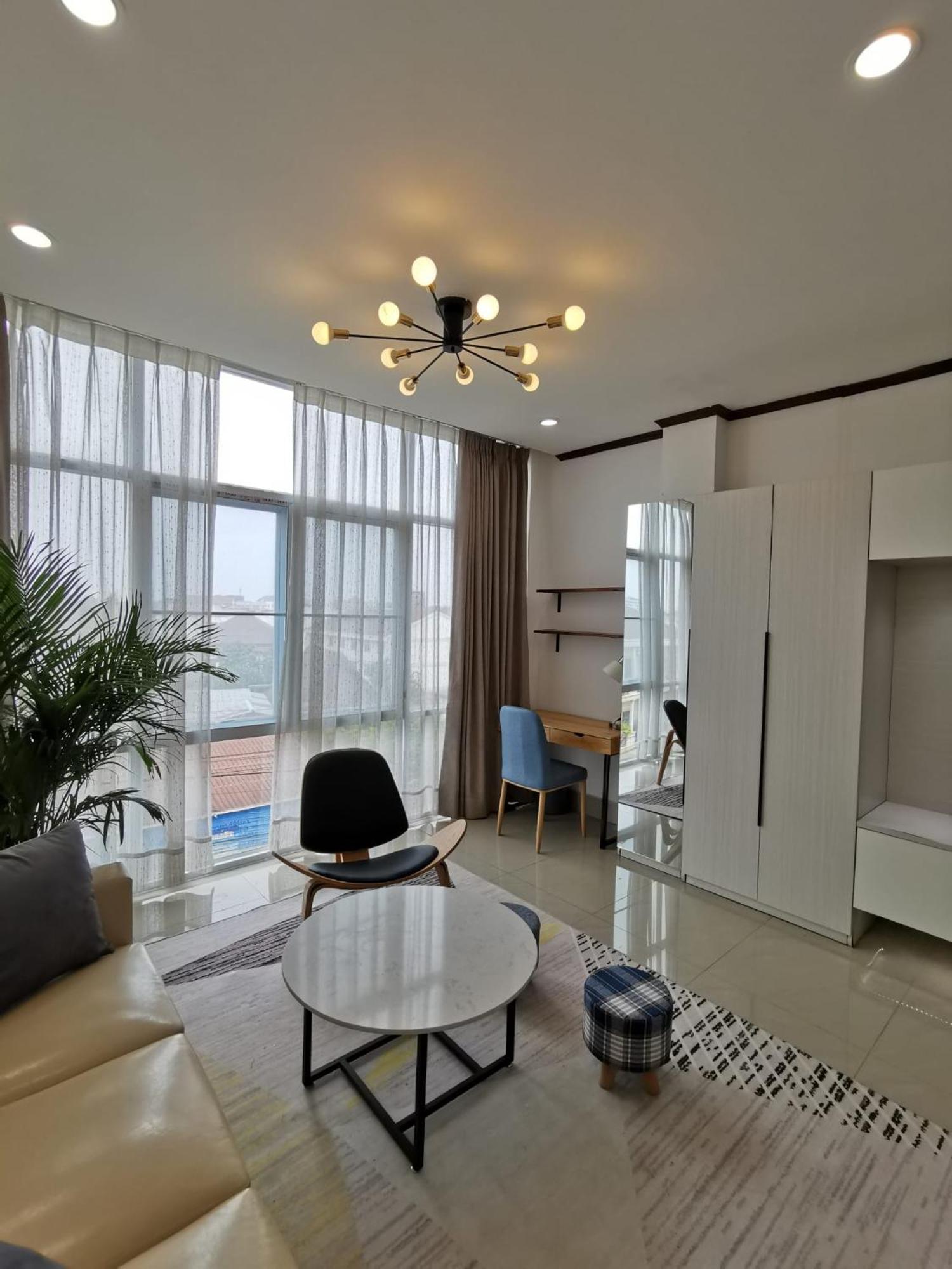 Artist Golden Loft Paris - Vientiane Homestay Duplex Triplex Zewnętrze zdjęcie